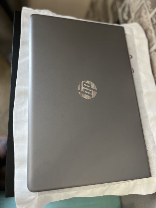 HP Pavilion лаптоп - Intel i5 / 8GB / SSD + HDD / NVIDIA 940 MX