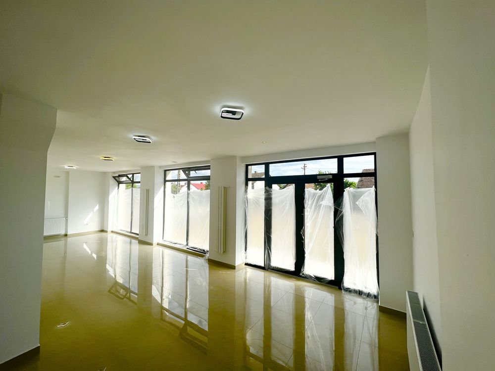 Inchiriez spatiu comercial ultracentral Pancota