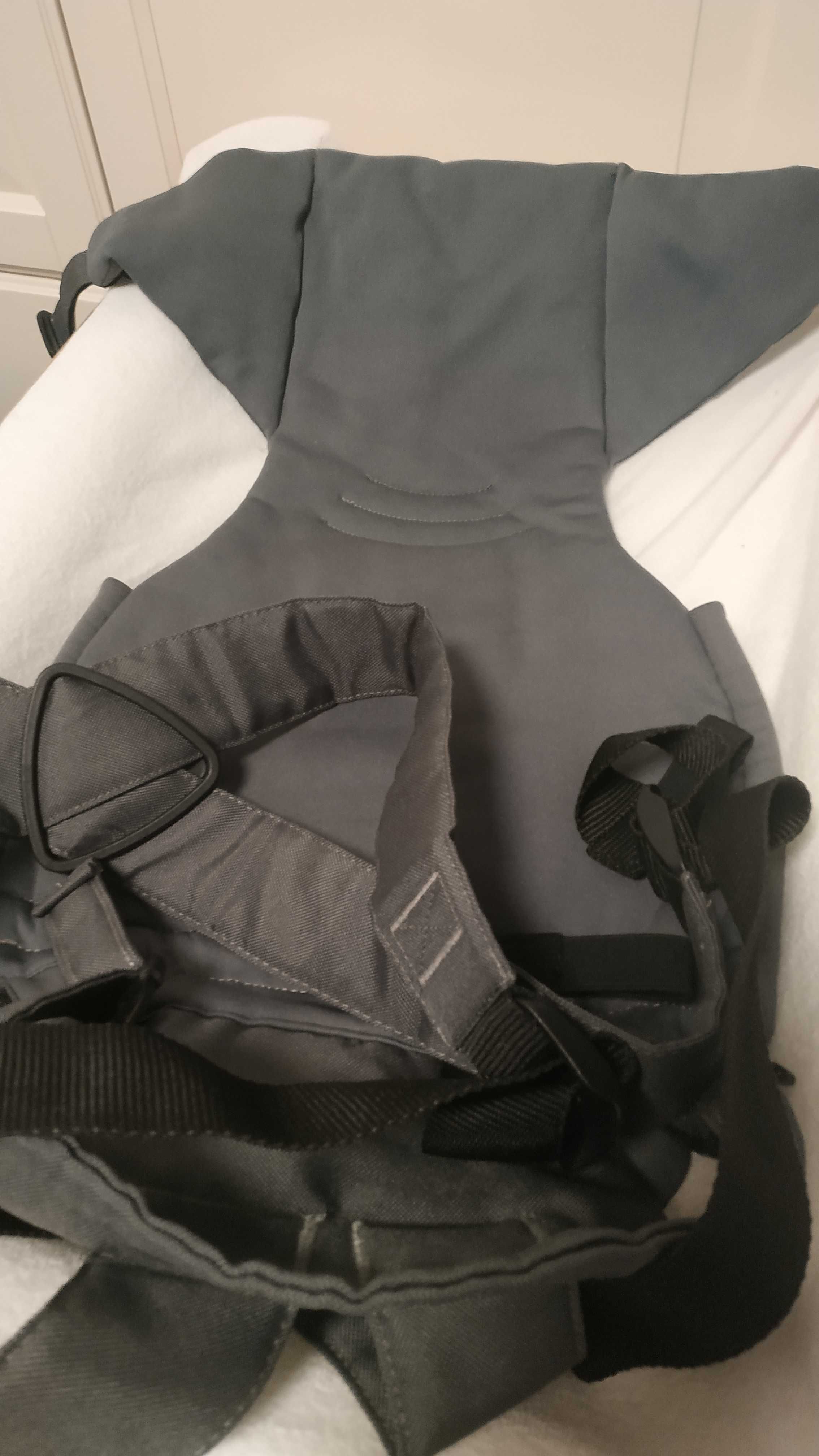 Кенгуру Chicco Easy Fit, 0-9 кг, сиво