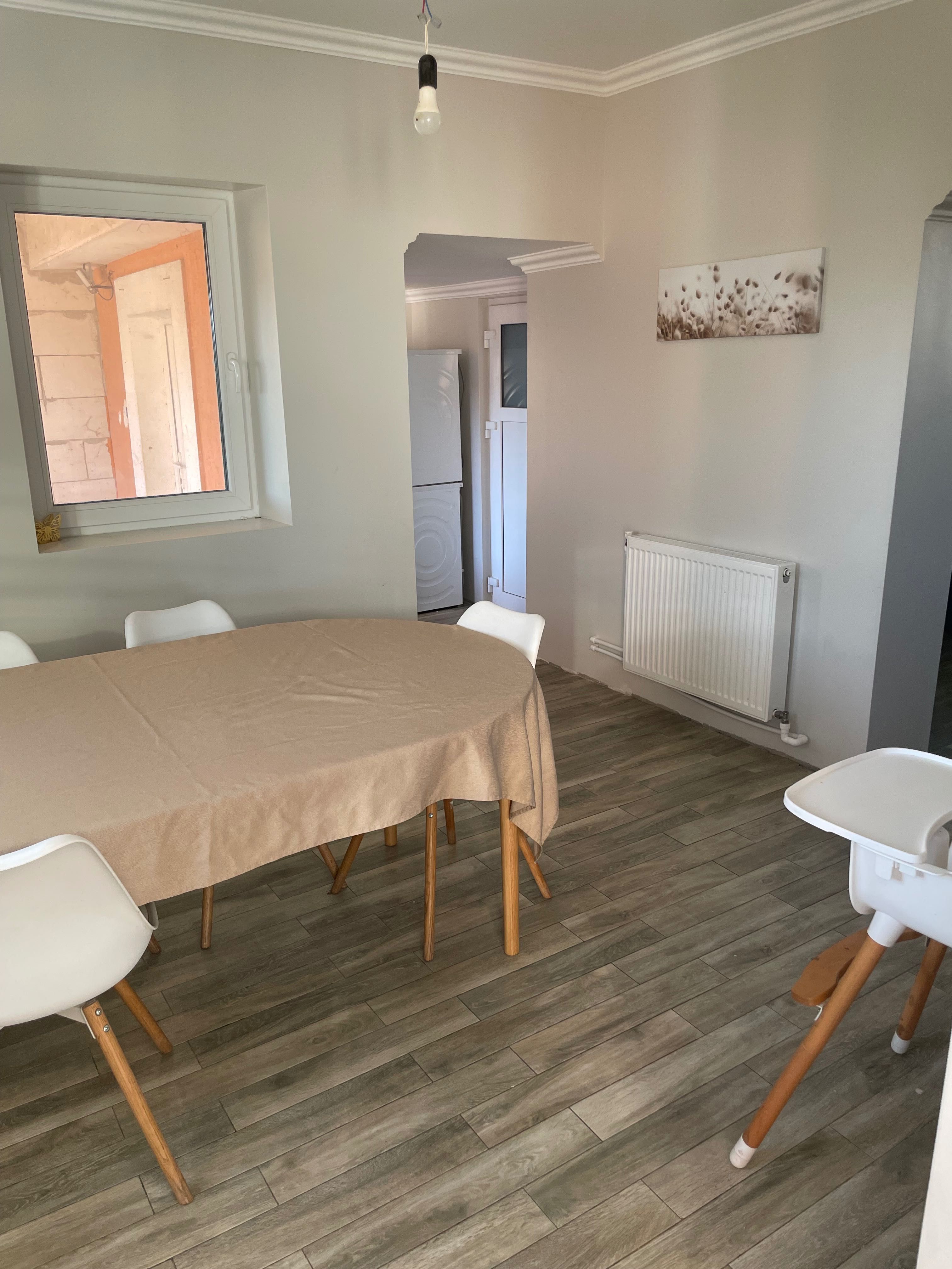Casă de vânzare în comuna Tulca,9273 mp