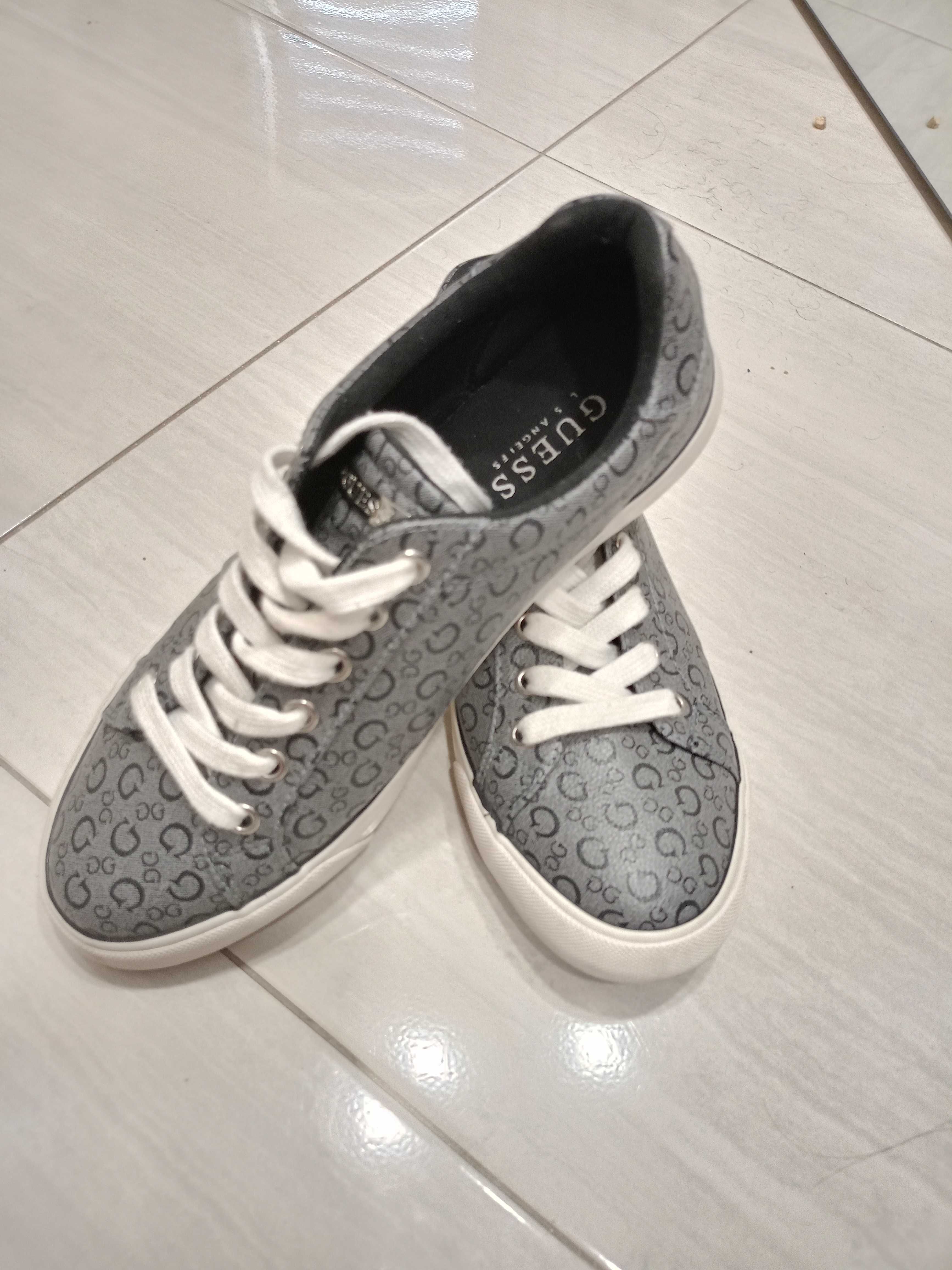 Кецове Guess 39н