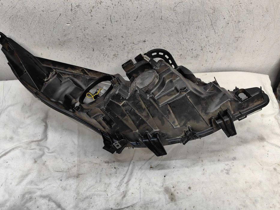 Оригинален фар Пежо 207  Peugeot 207