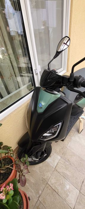 Scuter Piaggio 1+ plus