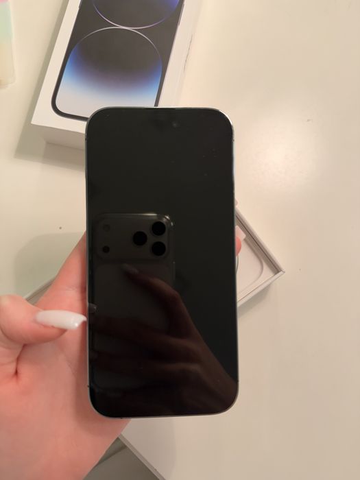 iPhone 14 pro фиолетовый