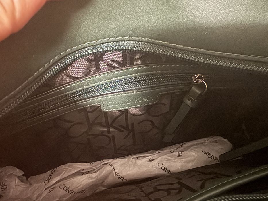 Дамска чанта Calvin Klein