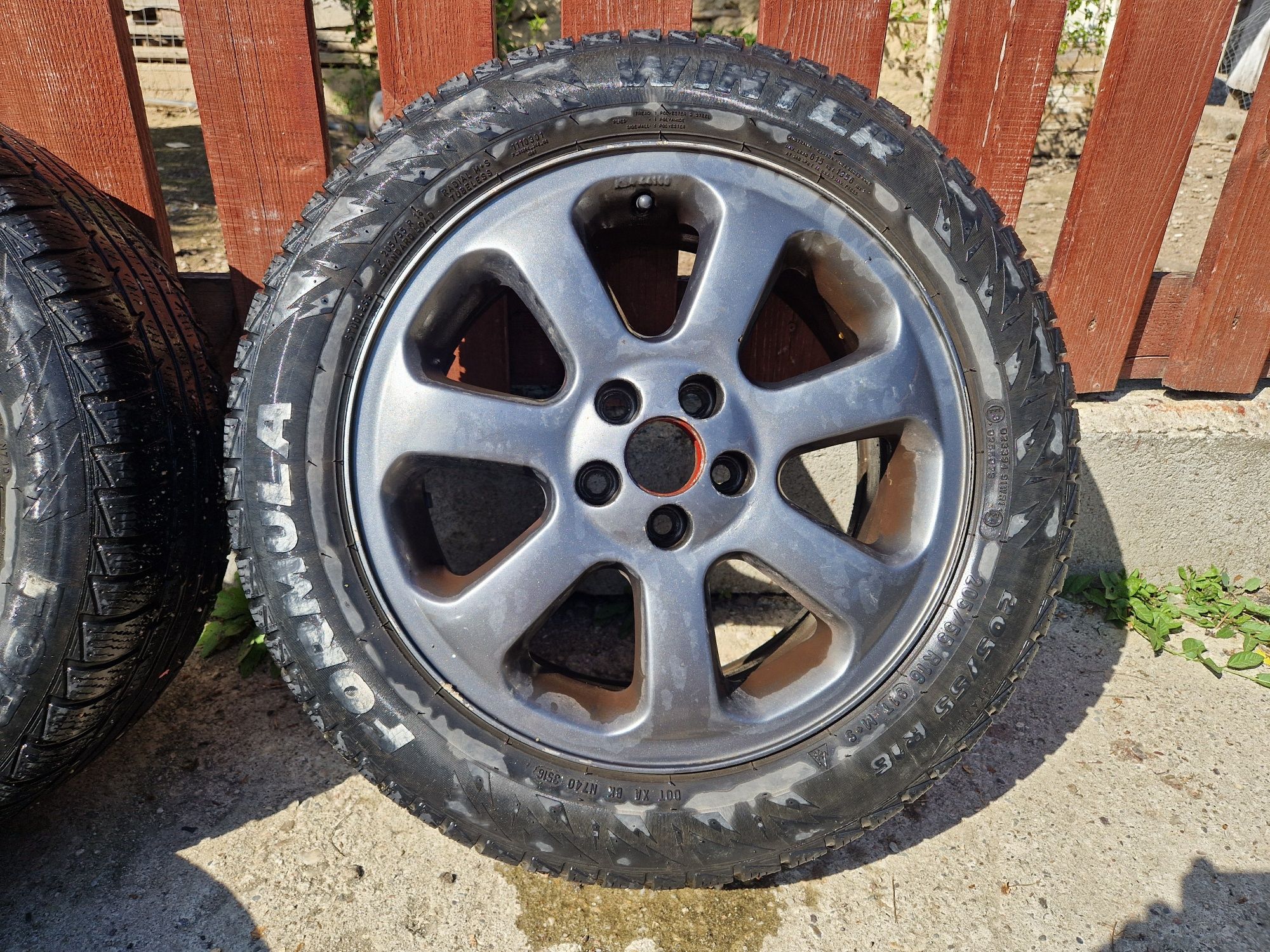 Genți golf 4.  205 55 16