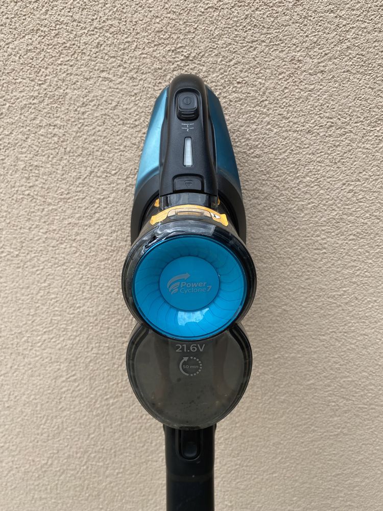 Вертикална прахосмукачка 3in1 с функция моп Philips SpeedPro Aqua
