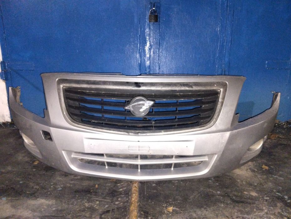 Продам бампер передний равон