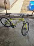 Velosiped sotiladi 150 200 minli ishi bor xolati yaxshi narxi 400min