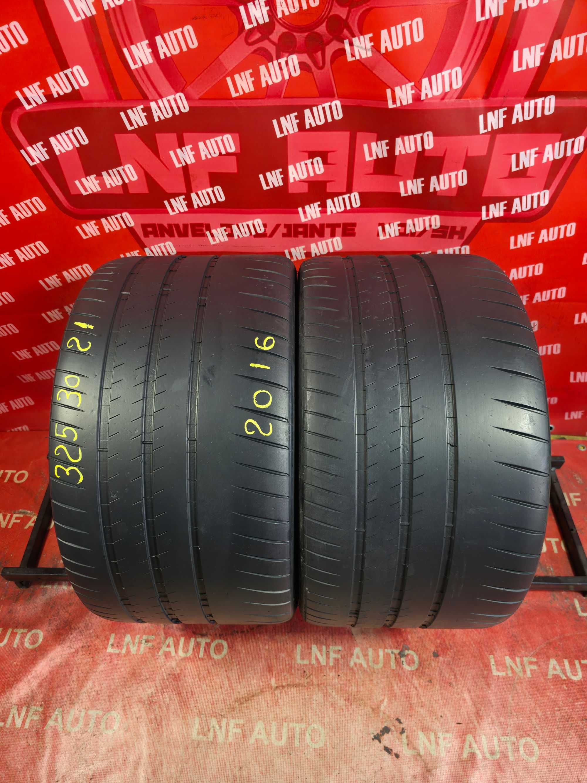 Anvelope de VARA - 325/30/21 - Michelin - 5.66 MM - DOT 2016 !