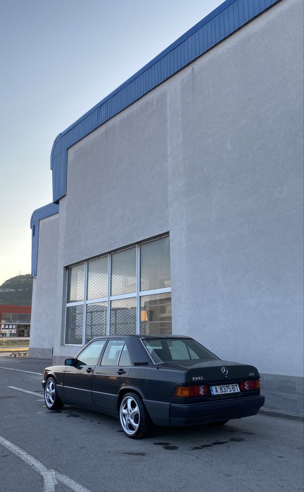 Mercedes w201 190e 2.0
