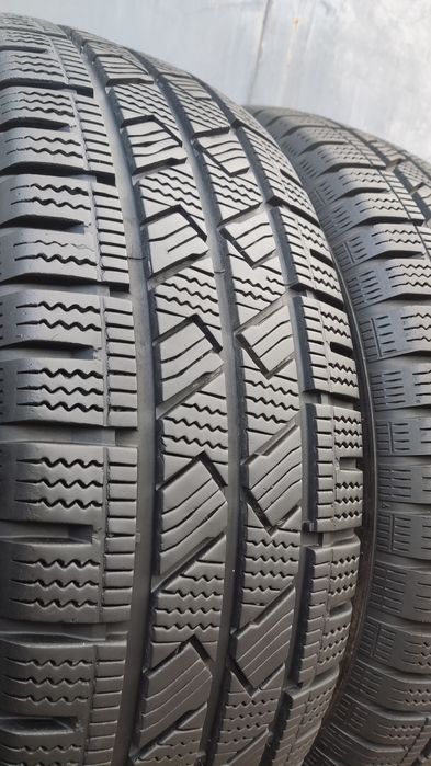 3бр. зимни бусови гуми 215/65/16C, dot24
Laufenn I FIt Van
dot24
8+mm