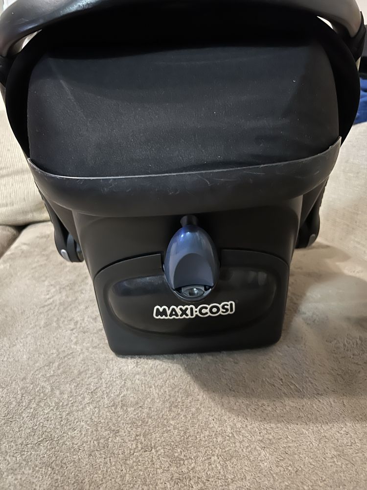 Бебешка кошница Maxi Cosi