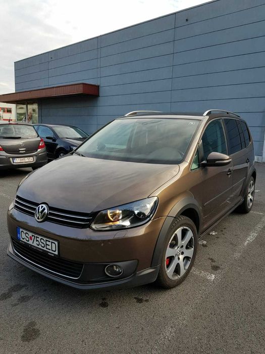 Volkswagen Touran Cross 2011 2.0 TDi
