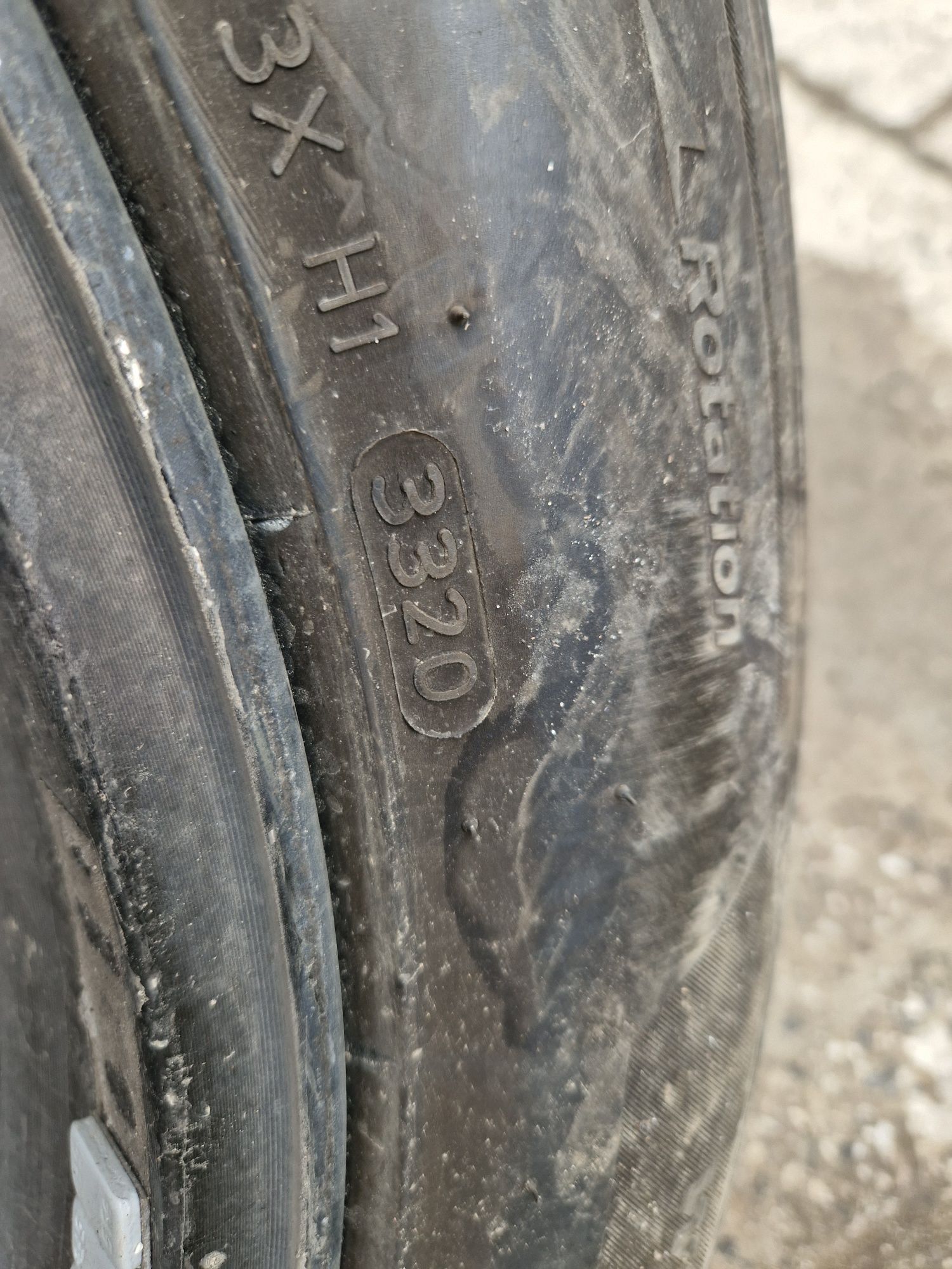 Зимни гуми 235/55/19 Hankook