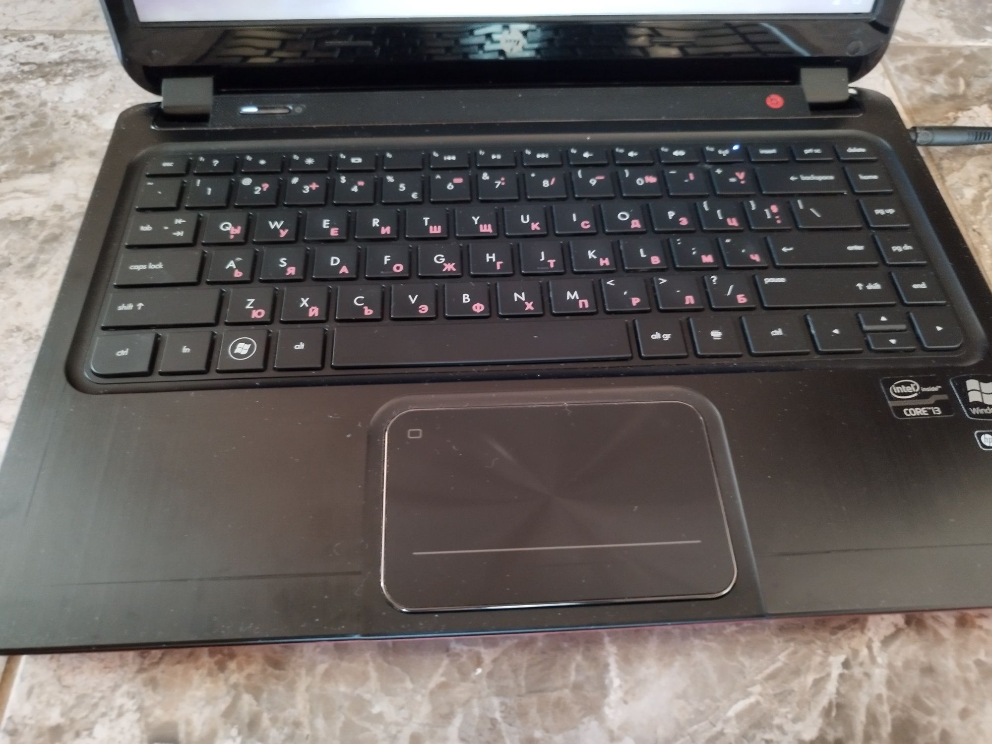 HP Envy 4 перфектен, надежден, стилен, тънък, много лек, нов ССД диск