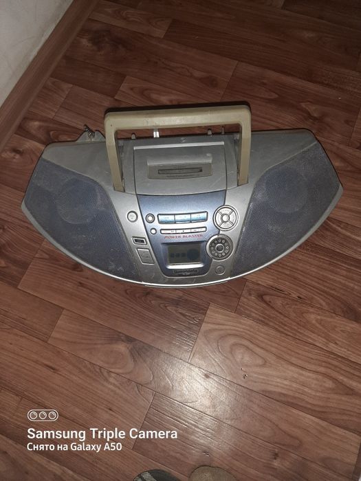 Магнитофон Panasonic
