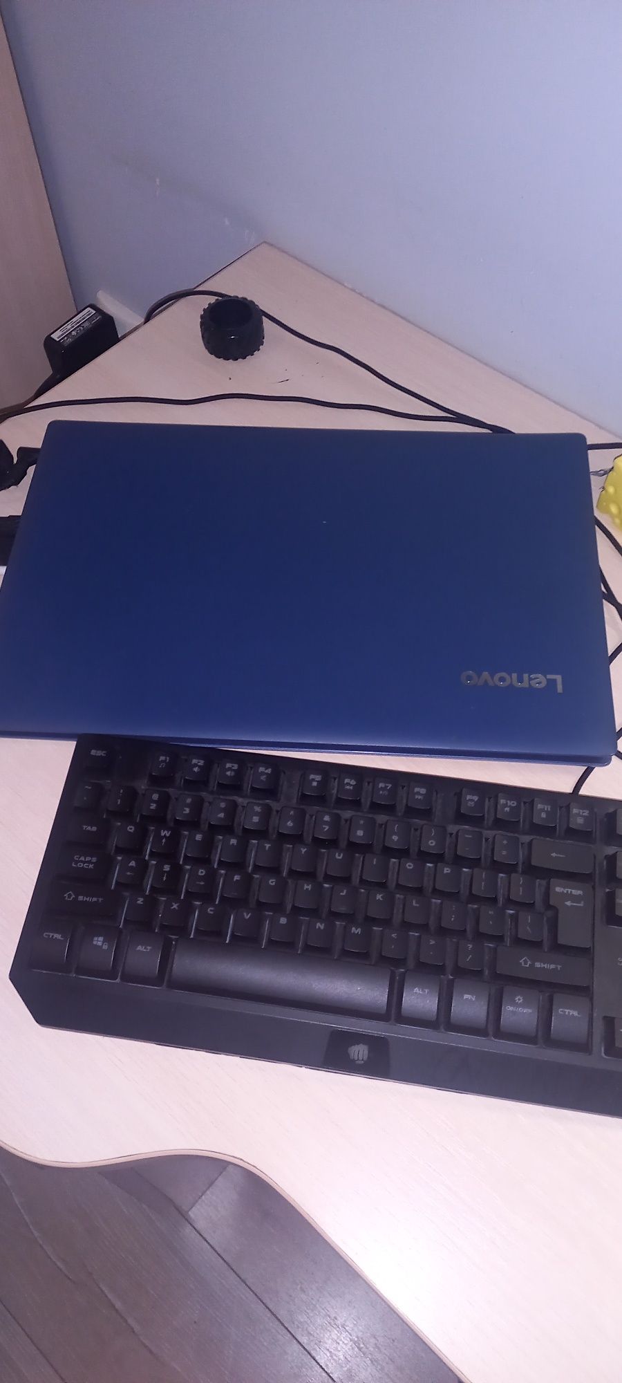 Лаптоп Lenovo IdeaPad 330