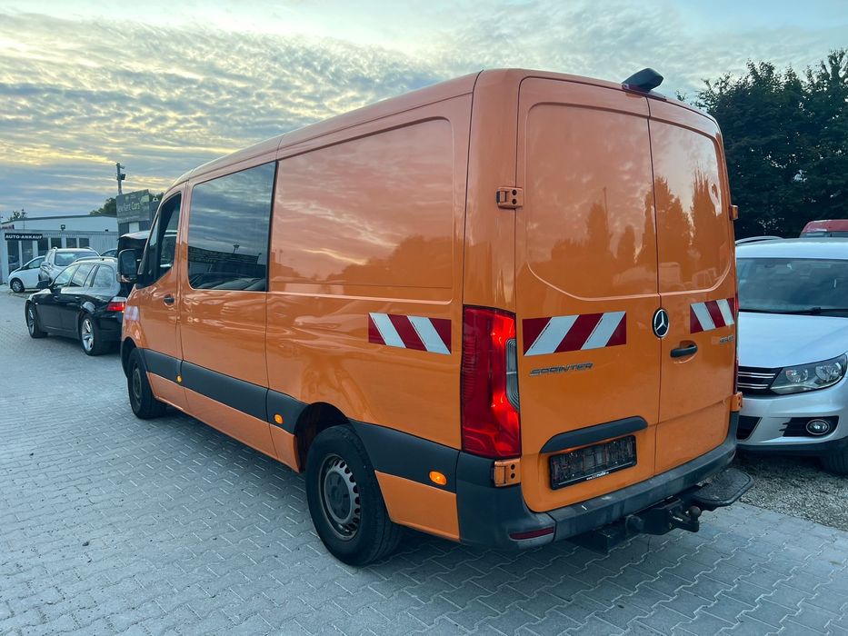 Mercedes Sprinter 316 cdi 6 locuri; 3500kg rem.cu disp.de franare.