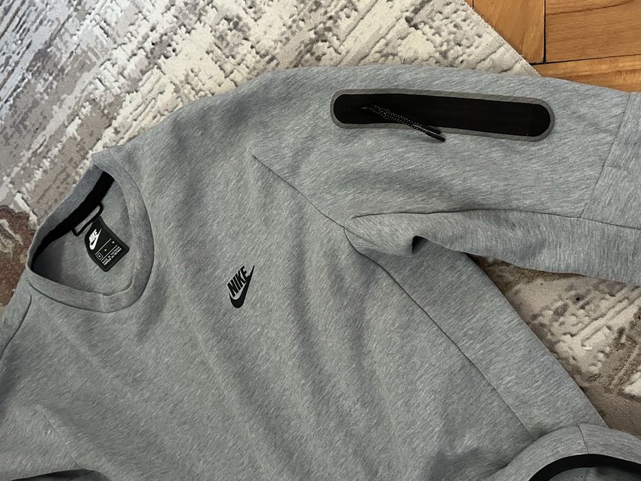 Nike tech fleece блуза