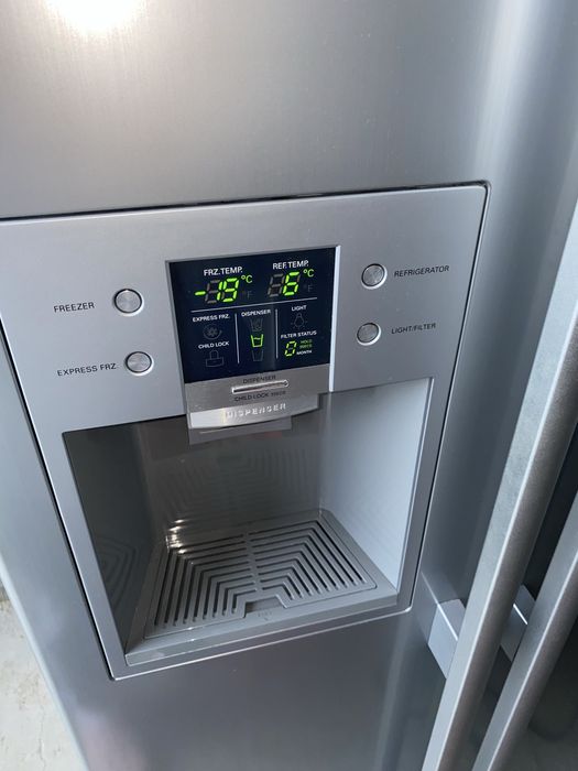 Frigider side by side Lg