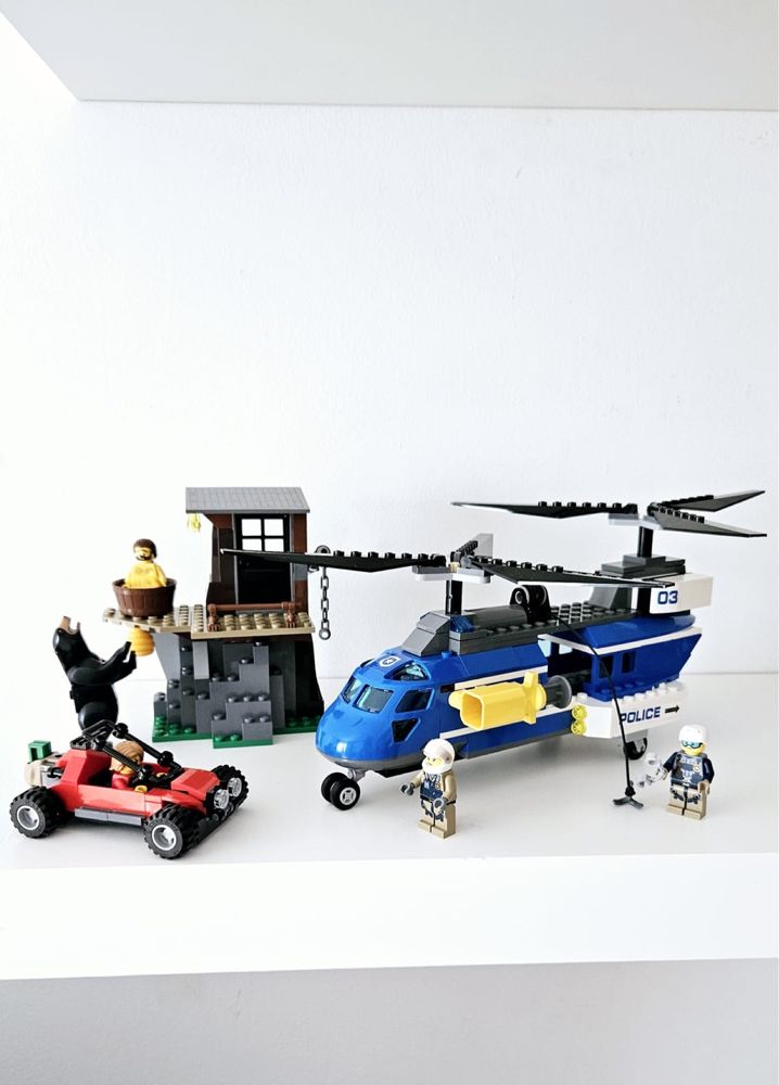 Lego City 60173 - Mountain Arrest (2018)