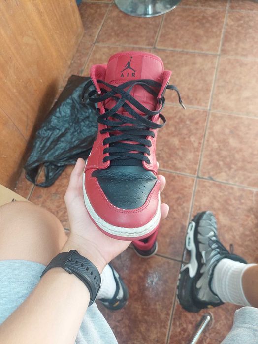 Jordan 1 mid оригинални