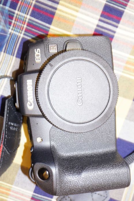 Canon RP, Like New