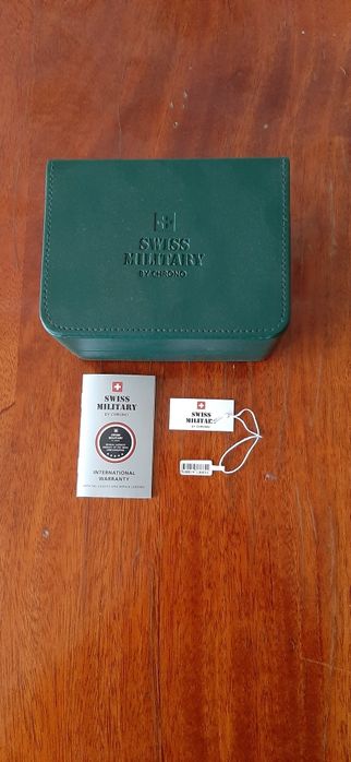 Продам швейцарские часы.