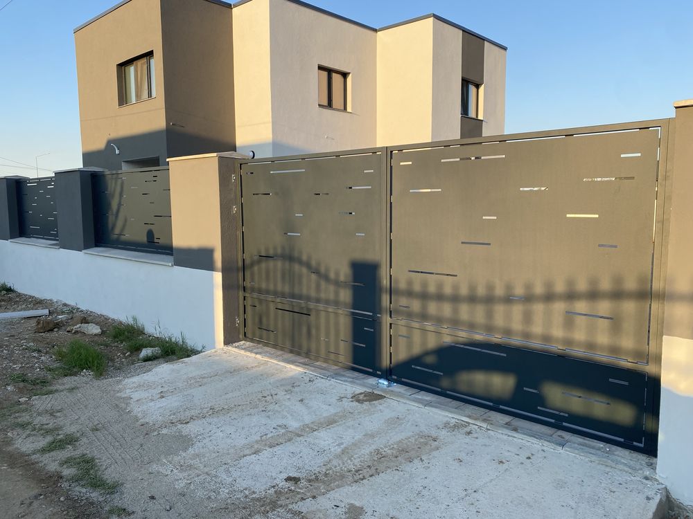 Porti / garduri / balcoane / balustrade