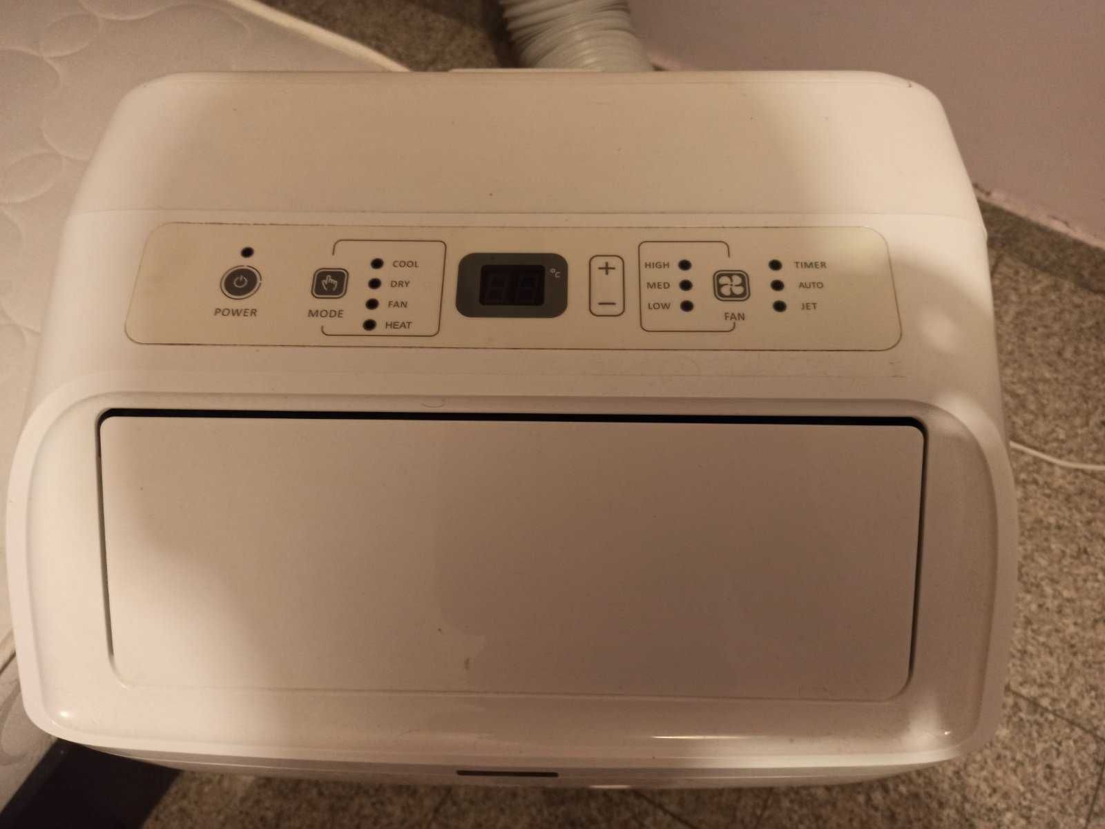 Мобилен климатик Whirlpool