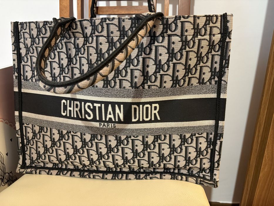Чанта Dior, без забележки