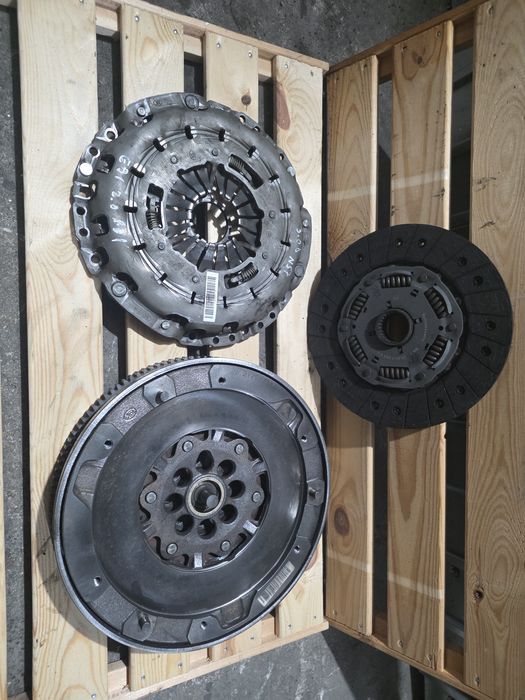Kit ambreiaj BMW motor n57 E90 E91 F10 f11