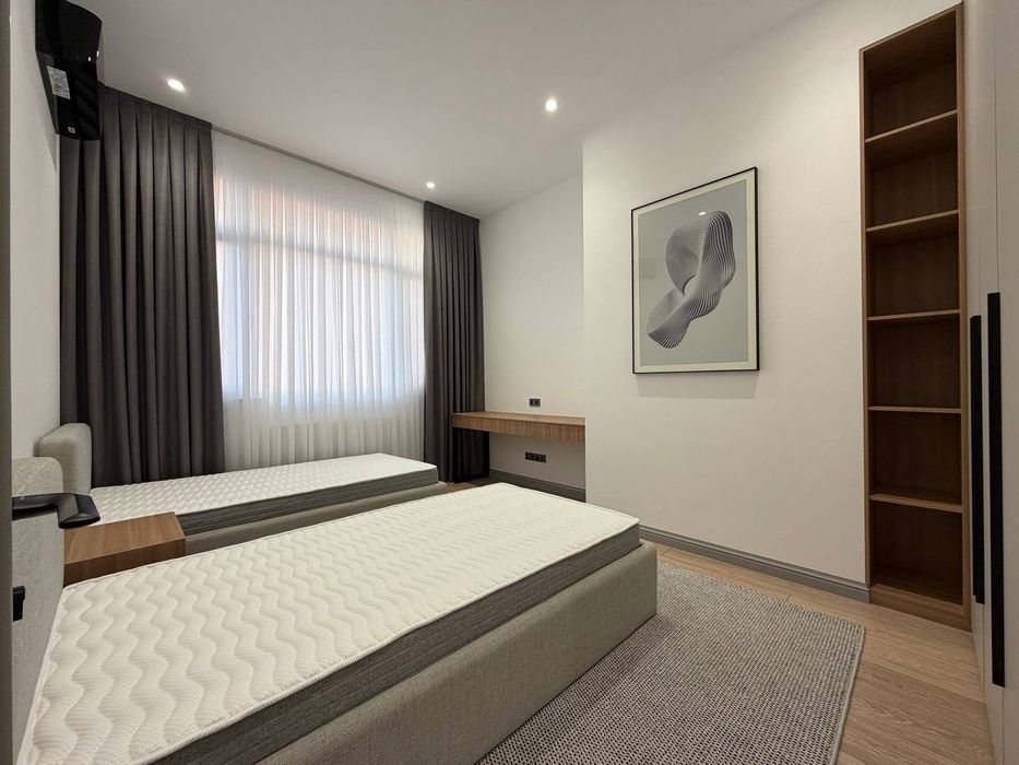 Продается новая 3х ком квартира НОВОСТРОЙКА ЖК Кипарис на Ц-4 Шедевер