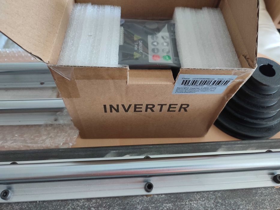 Продавам части за направа на струг