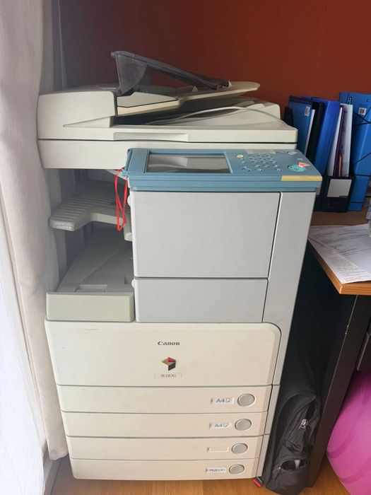 Imprimantă / copiator laser Canon iR2870 + 2 cartușe noi