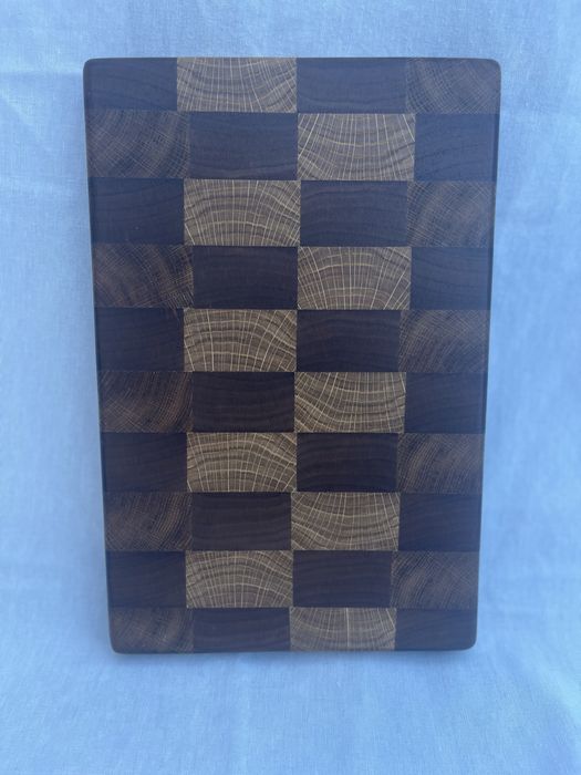 Дъска от масив и епоксидна смола