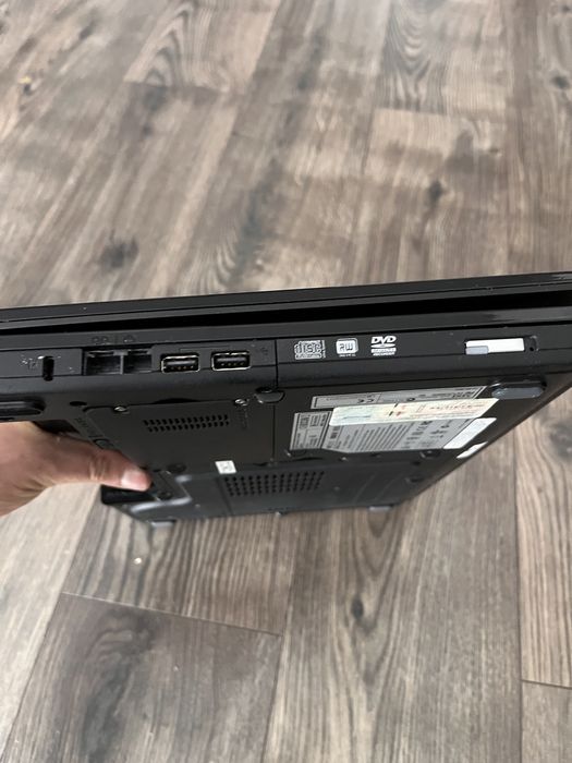 Laptop gaming defect pentru piese sau repart