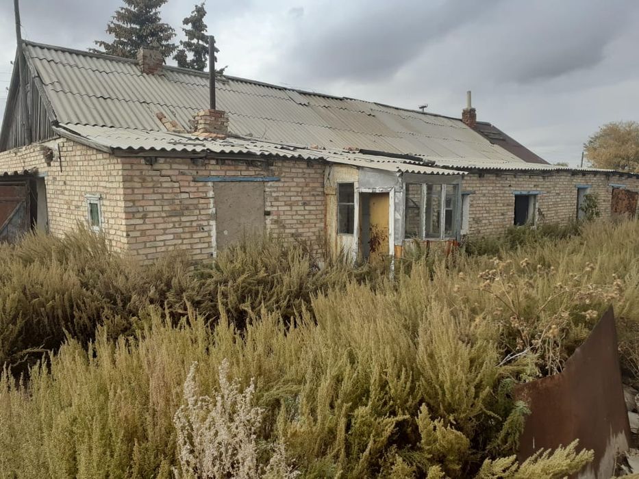 Срочно Продам дом на 2 хозяина под разбор можно под держать скатину в