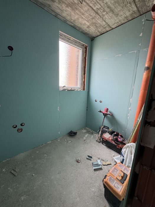 Двустаен апартамент широк център Плевен