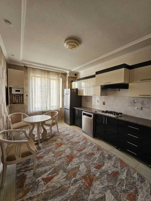 3х комнатная 3 этаже 95кв/м, в Самарканде