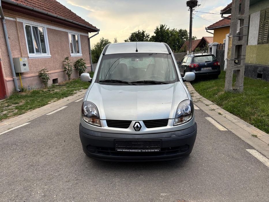 Renault Kangoo 1.2 benzina 5 locuri family 2006 euro 4