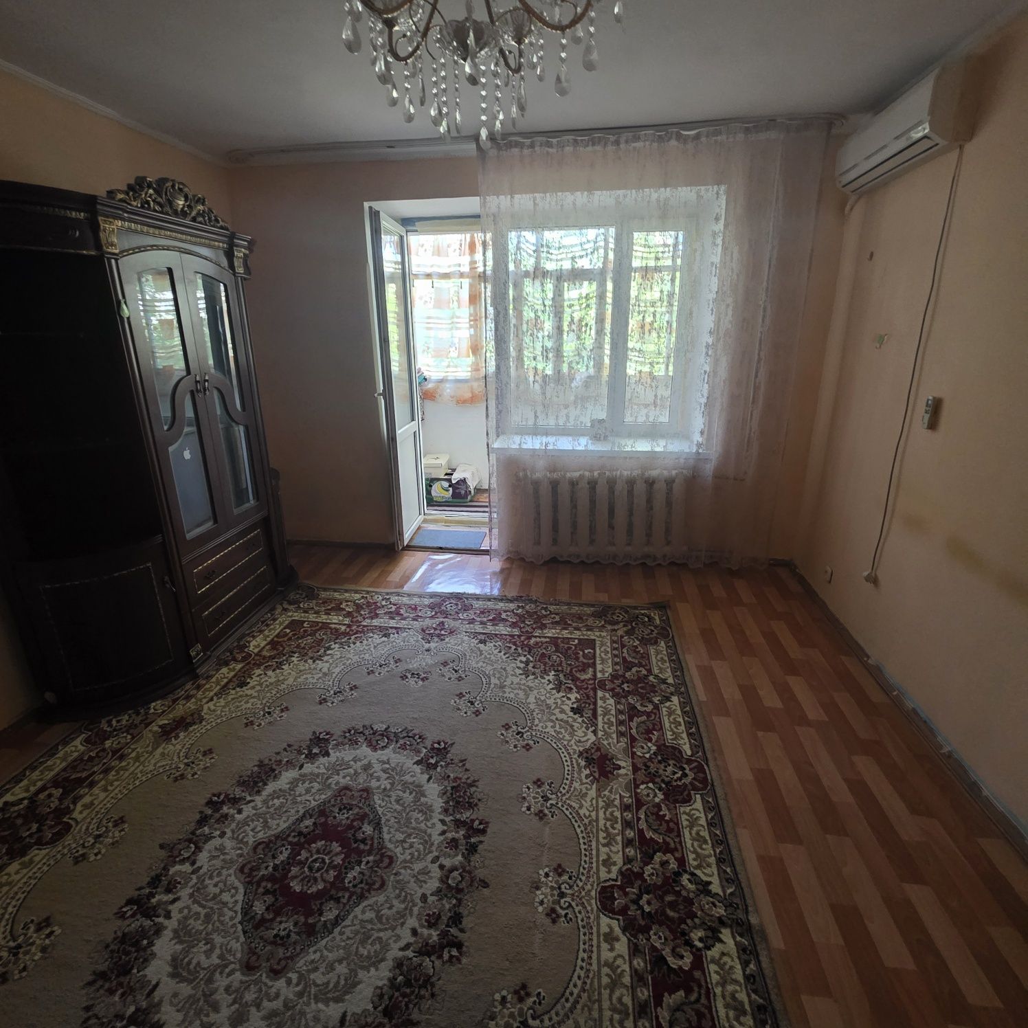 Слам квартиру в центре Уральска
