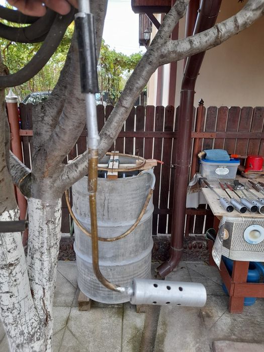 Arzătorare pârlit porci!