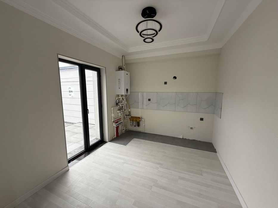 Продаеться коттедж Бектемирский район Ийк Ота 5 комнат 2 сан узла