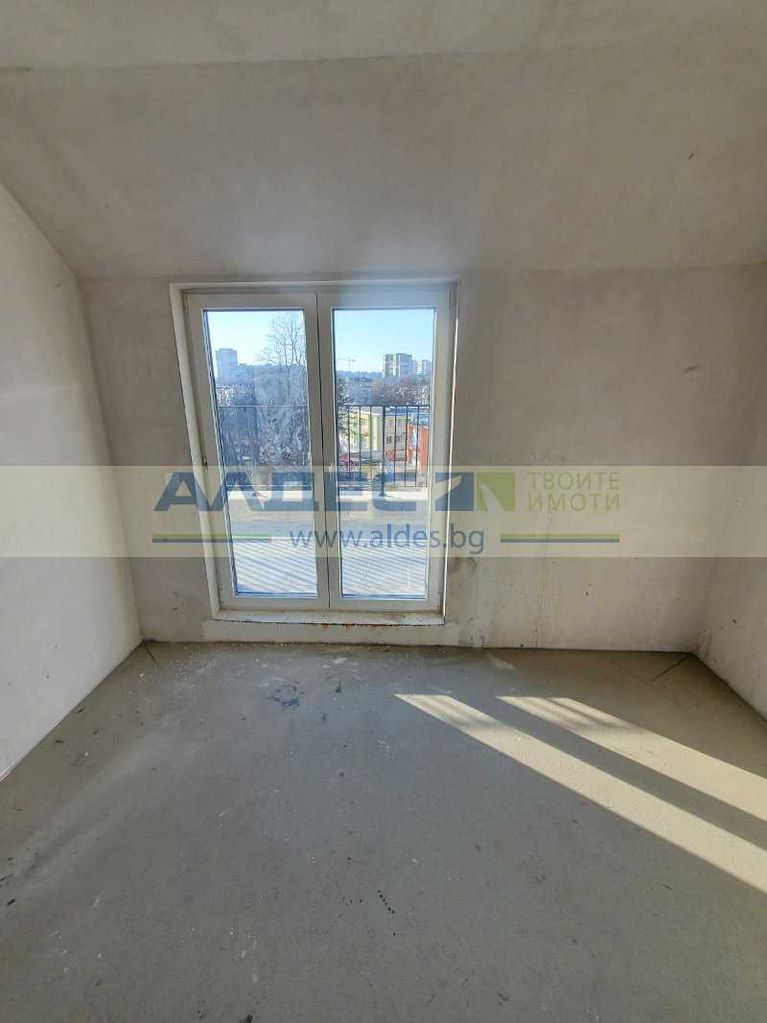 Продава се Двустаен апартамент в София, Надежда 4 - 174 кв.м за 996 €/кв.м - Снимка #5