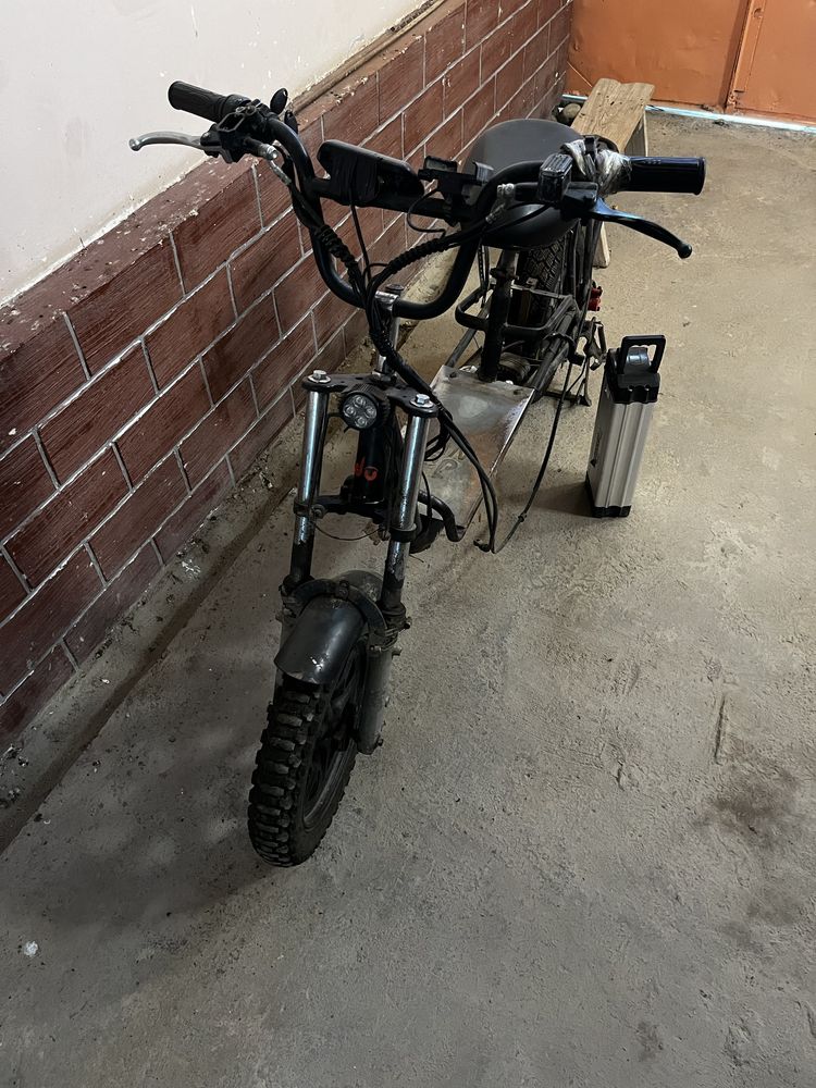 Скутер/мопед, продается без батарейки 170$