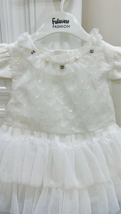 Платье на 5,6 лет