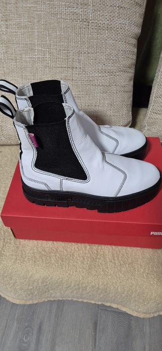 Vand ghete / cizme Puma Albe 38