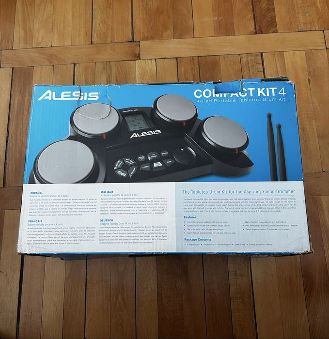 tobe electrice Alesis CompactKit 4 - stare foarte buna!